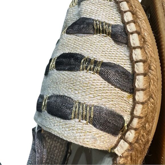 Andre Assous Linen Canvas with Ribbon Weave  Espadrille Wedges Size 10 - Picture 10 of 13